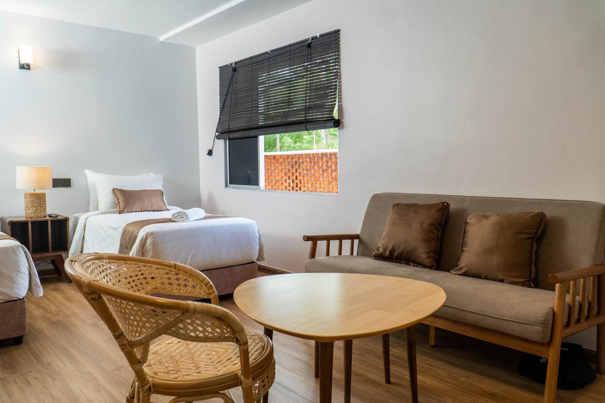 Mulyo Hotel 波德申 外观 照片