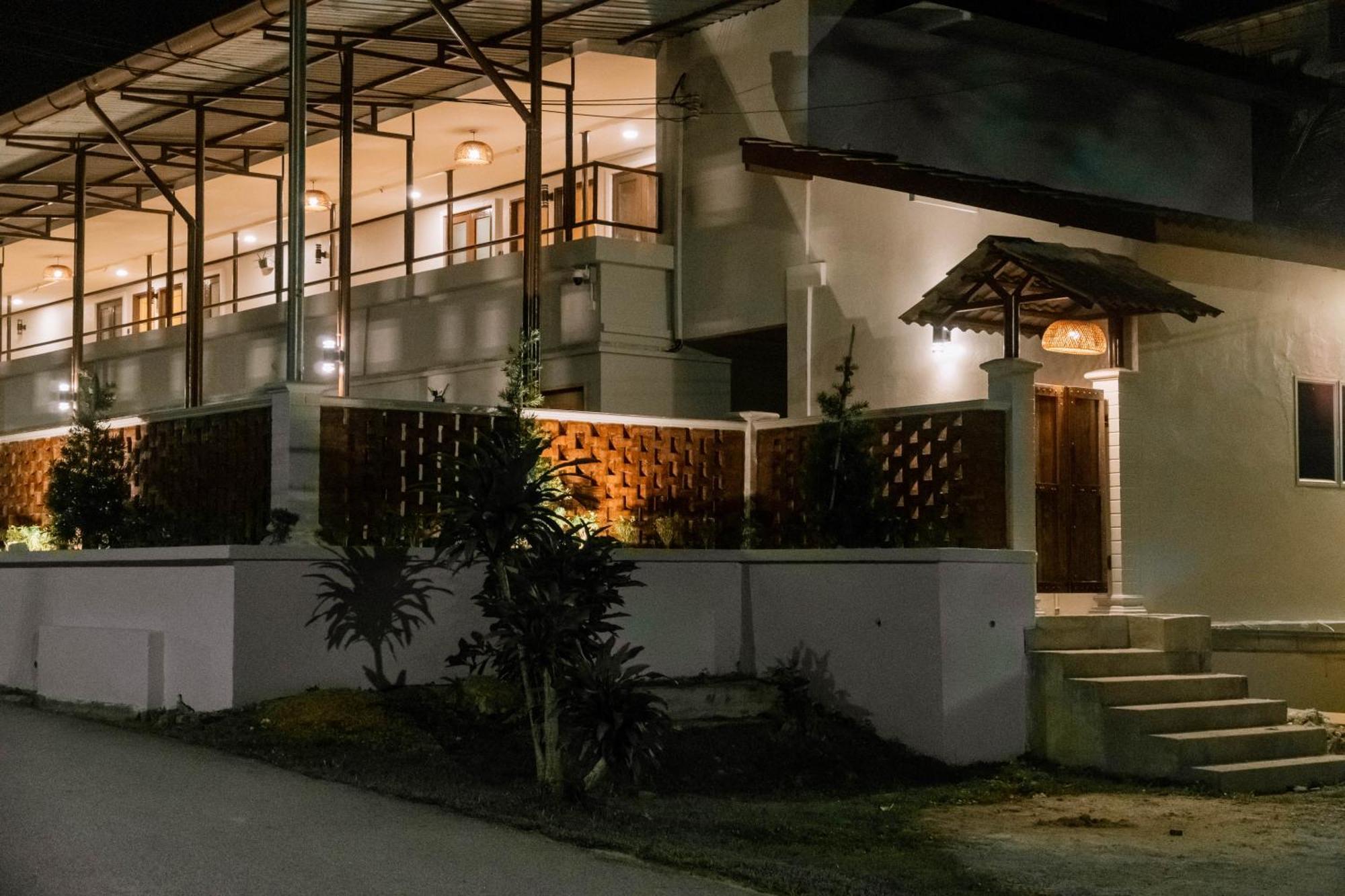 Mulyo Hotel 波德申 外观 照片